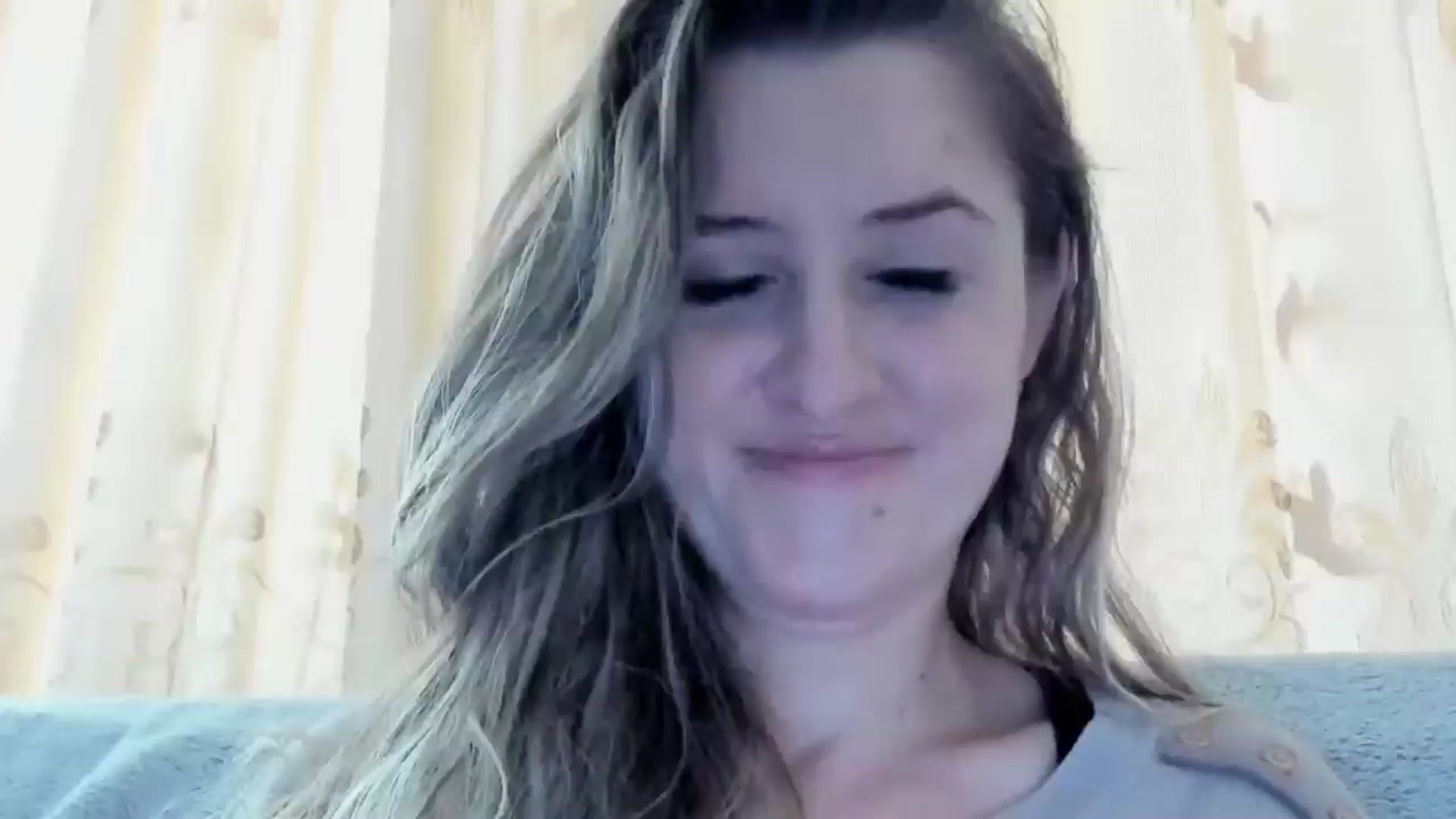 Gallery image thumbnail from BestDream's myfreecams stream on, 10/18/2024, 11:24 image 18 of 20