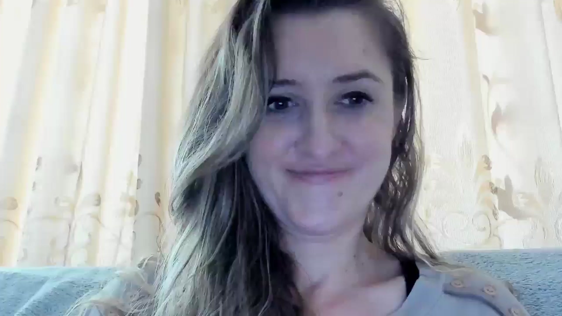 Gallery image thumbnail from BestDream's myfreecams stream on, 10/18/2024, 11:24 image 6 of 20