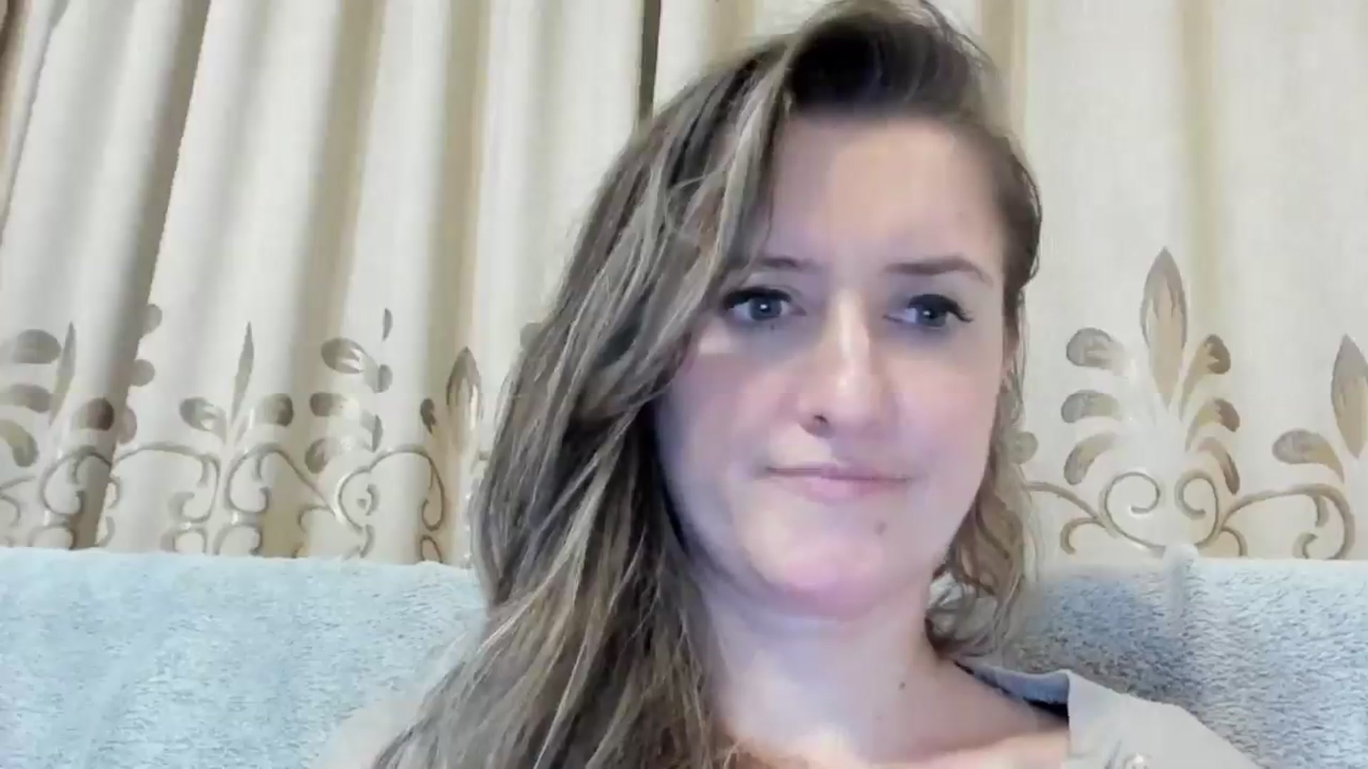 Gallery image thumbnail from BestDream's myfreecams stream on, 10/18/2024, 19:39 image 14 of 20