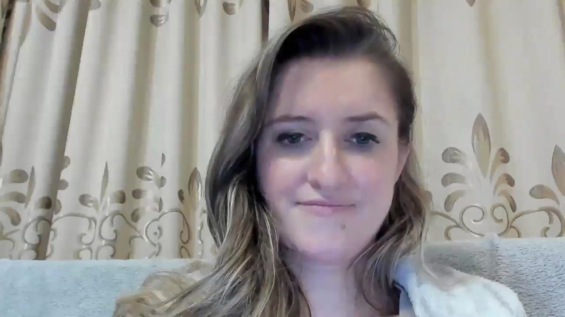Gallery image thumbnail from BestDream's myfreecams stream on, 10/18/2024, 21:06 image 17 of 20