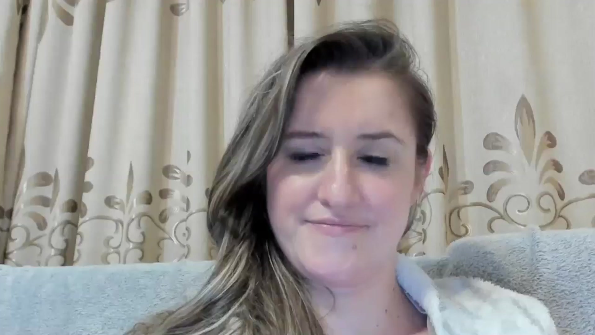 Gallery image thumbnail from BestDream's myfreecams stream on, 10/18/2024, 21:23 image 16 of 20
