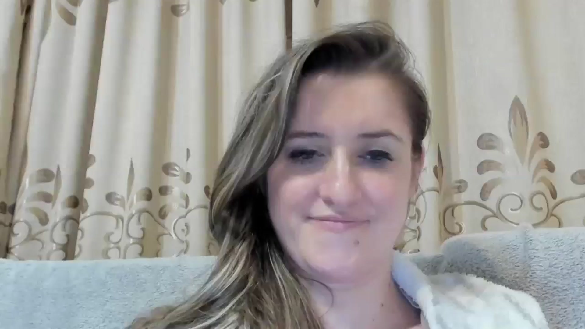 Gallery image thumbnail from BestDream's myfreecams stream on, 10/18/2024, 21:23 image 19 of 20