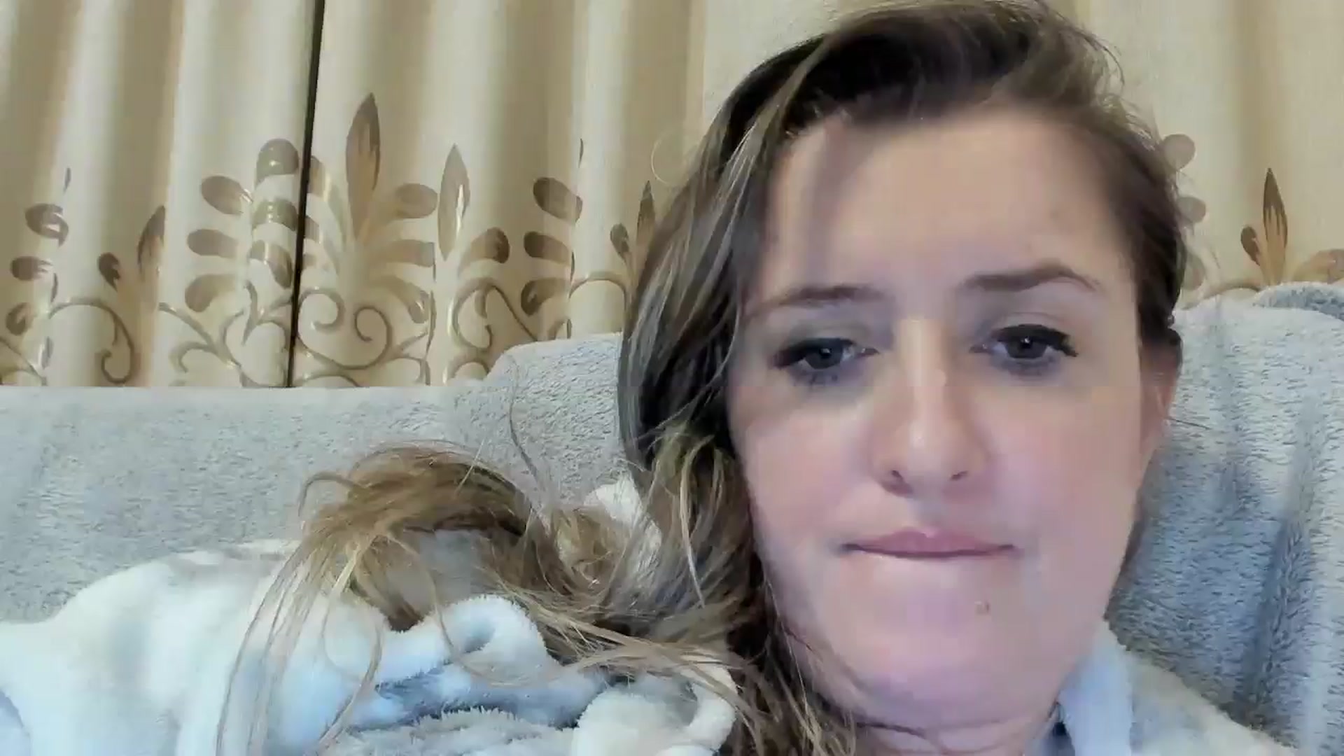 Gallery image thumbnail from BestDream's myfreecams stream on, 10/18/2024, 22:02 image 16 of 20