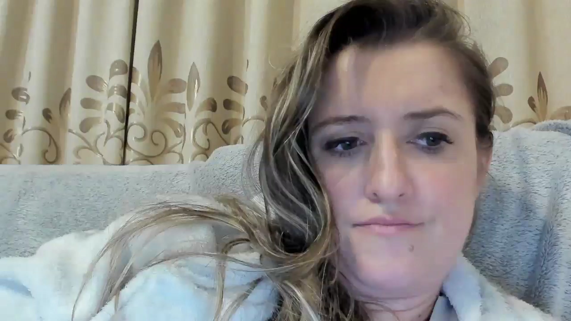 Gallery image thumbnail from BestDream's myfreecams stream on, 10/18/2024, 22:02 image 11 of 20