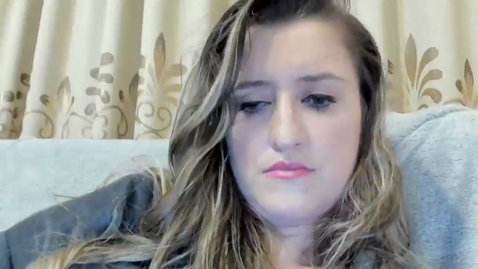 Gallery image thumbnail from BestDream's myfreecams stream on, 10/19/2024, 22:47 image 13 of 20