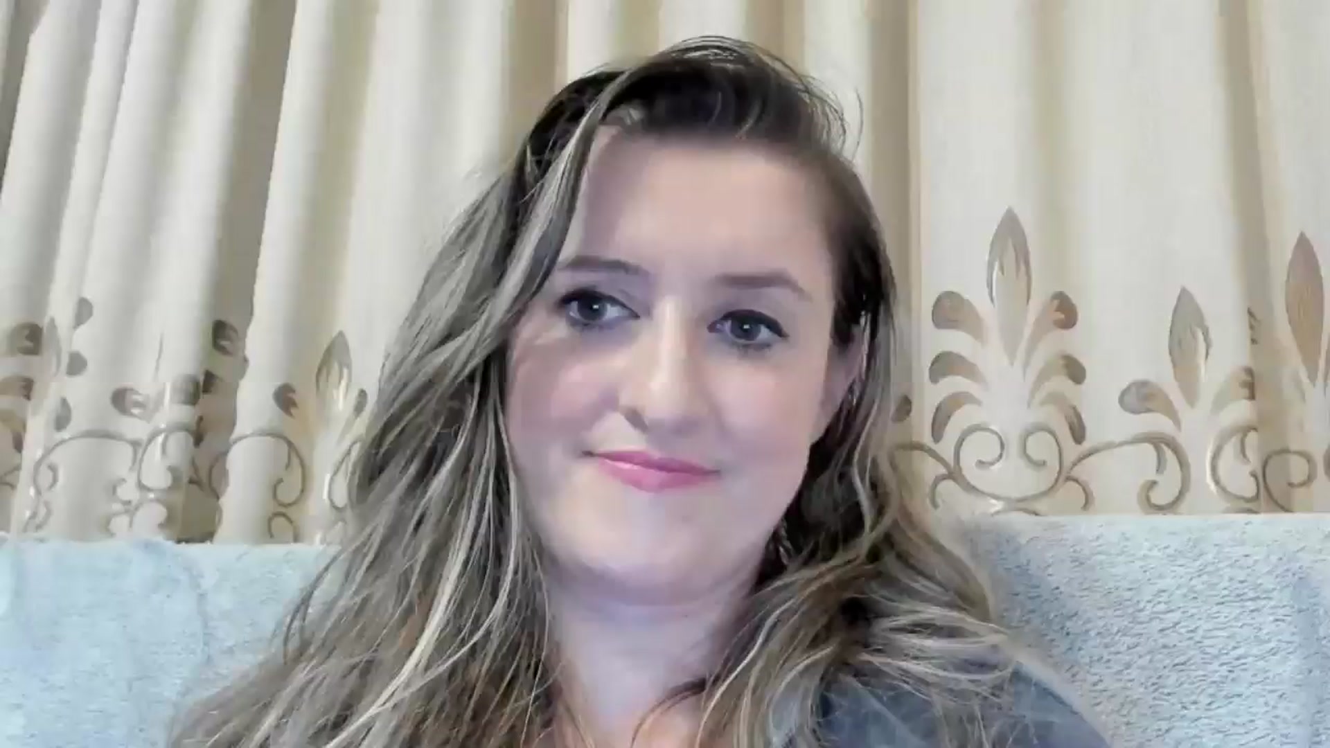 Gallery image thumbnail from BestDream's myfreecams stream on, 10/19/2024, 23:44 image 9 of 20