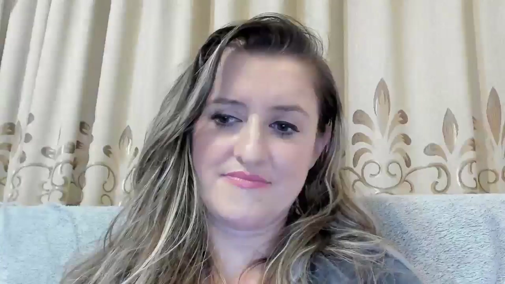 Gallery image thumbnail from BestDream's myfreecams stream on, 10/19/2024, 23:44 image 7 of 20