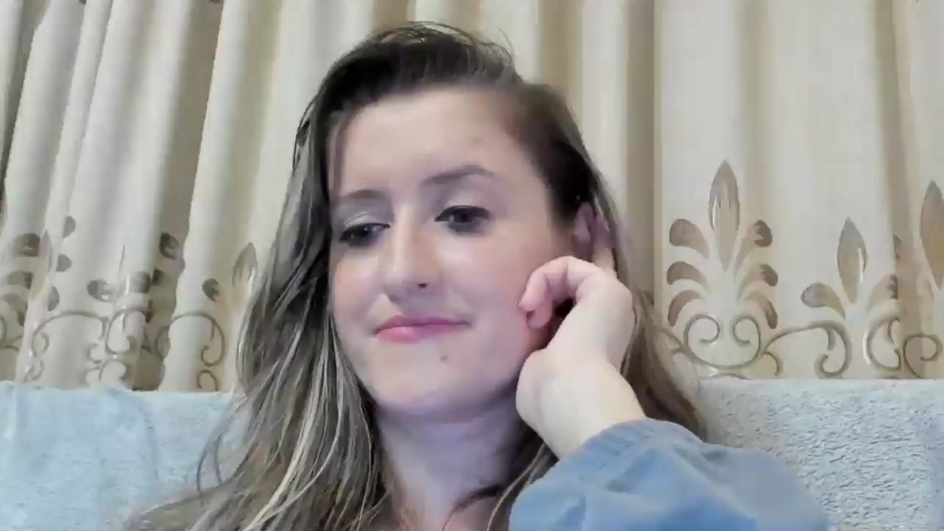 Gallery image thumbnail from BestDream's myfreecams stream on, 10/19/2024, 23:44 image 10 of 20