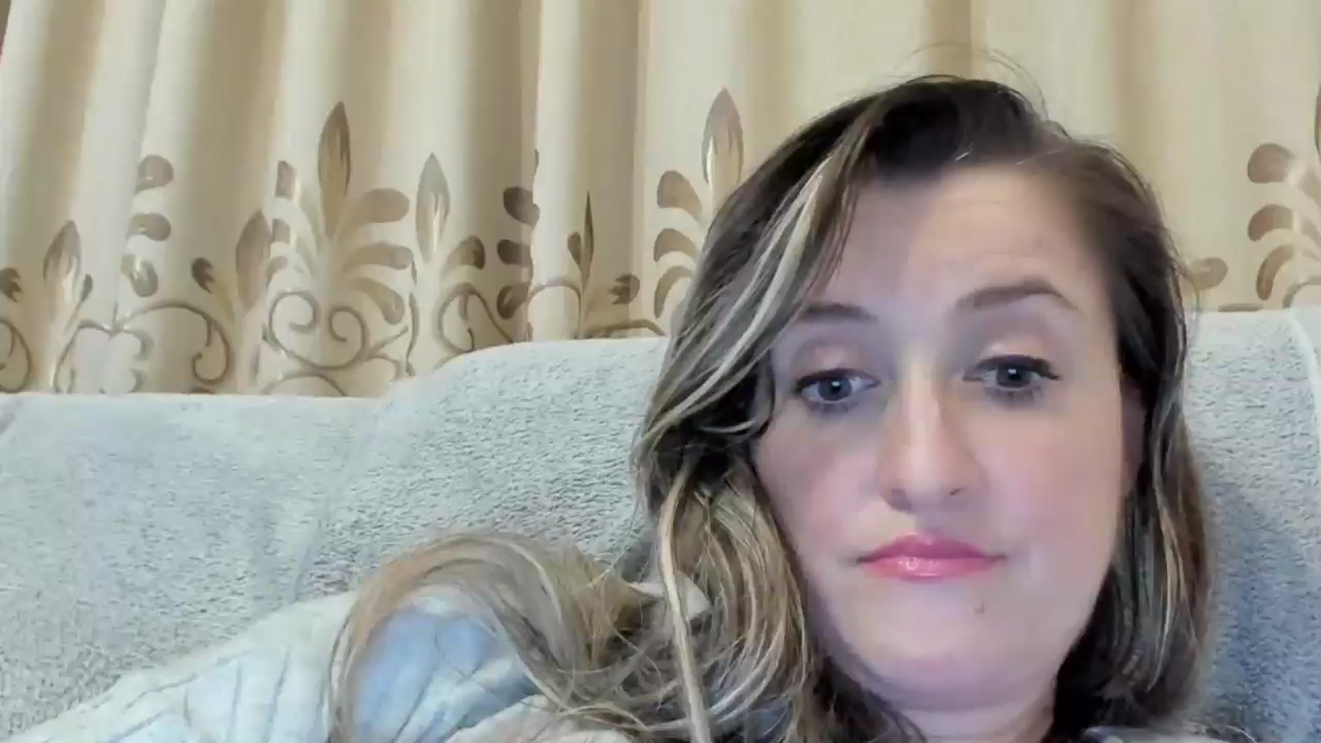 Gallery image thumbnail from BestDream's myfreecams stream on, 10/20/2024, 23:08 image 15 of 20