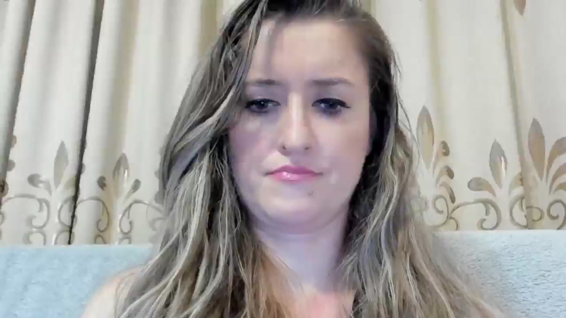 Gallery image thumbnail from BestDream's myfreecams stream on, 10/21/2024, 21:07 image 9 of 20