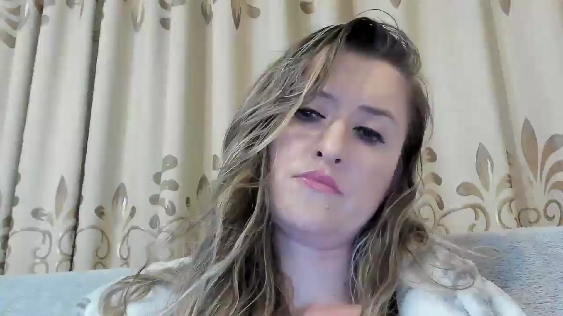 Gallery image thumbnail from BestDream's myfreecams stream on, 10/21/2024, 21:48 image 8 of 20