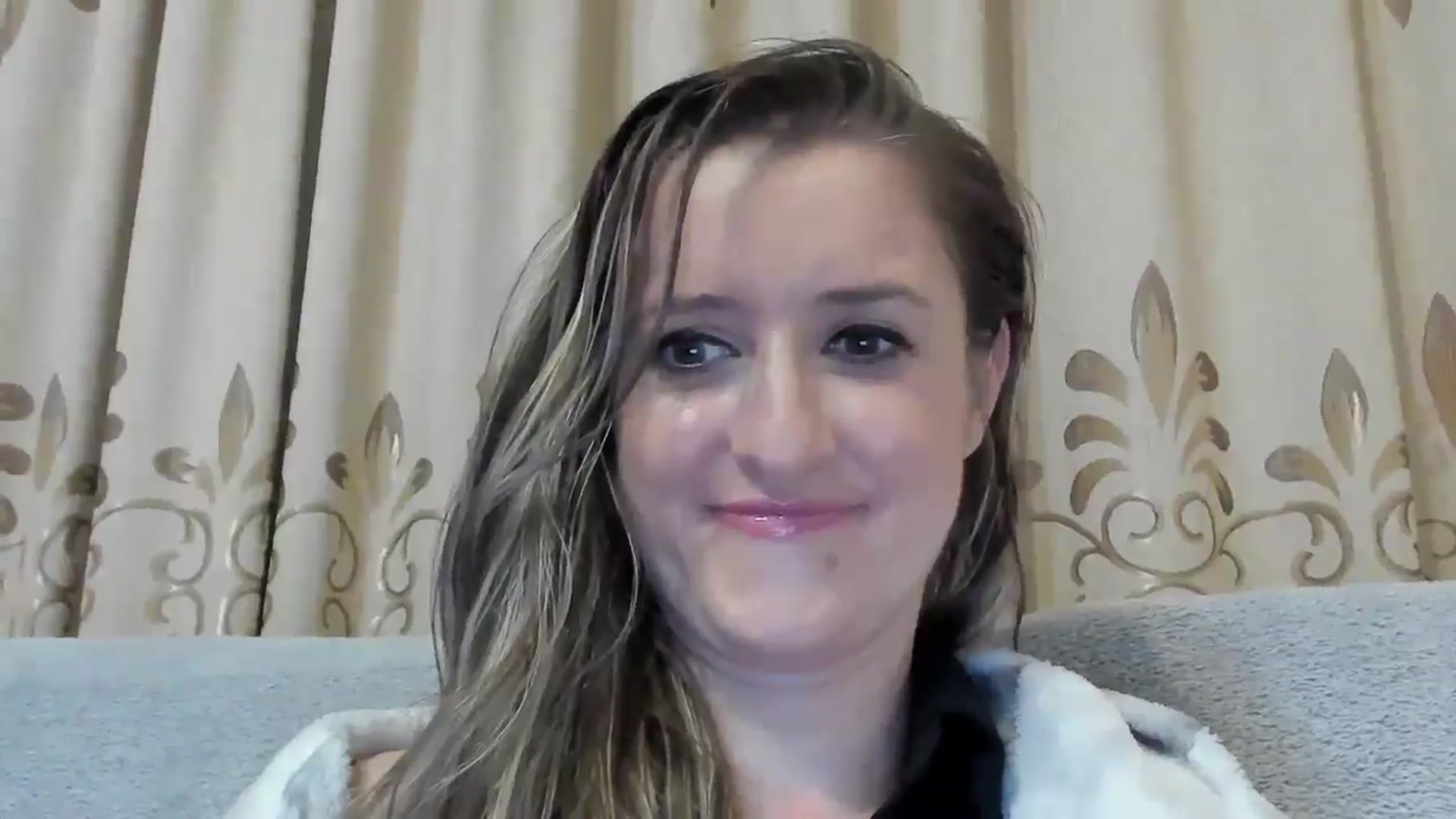 Gallery image thumbnail from BestDream's myfreecams stream on, 10/21/2024, 23:13 image 19 of 20