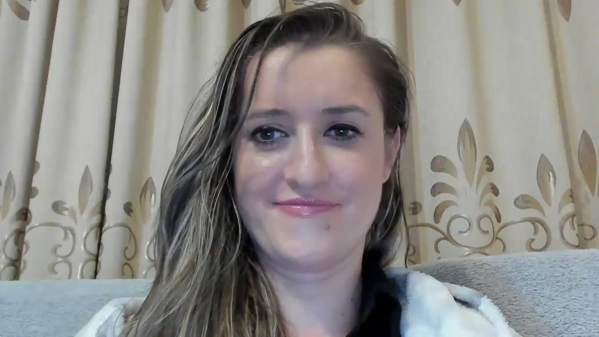 Gallery image thumbnail from BestDream's myfreecams stream on, 10/21/2024, 23:13 image 18 of 20
