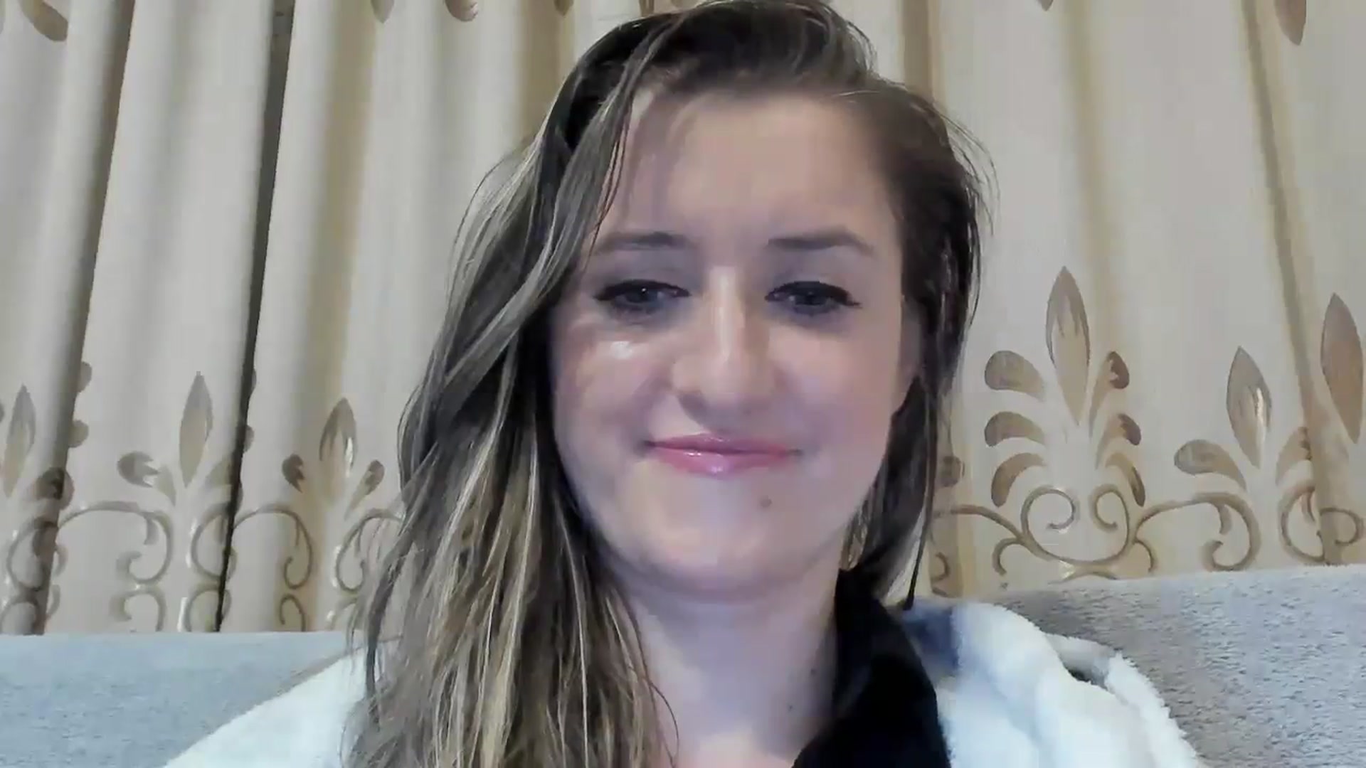 Gallery image thumbnail from BestDream's myfreecams stream on, 10/21/2024, 23:13 image 7 of 20