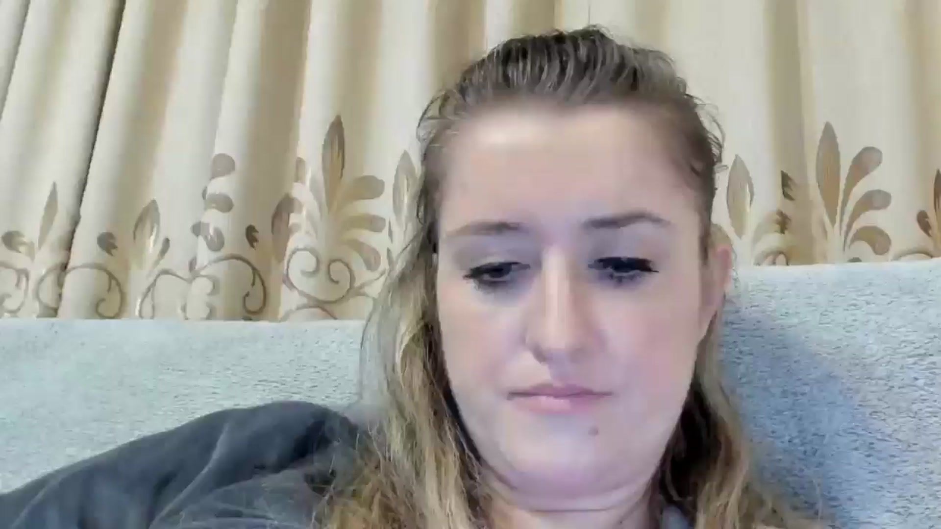 Gallery image thumbnail from BestDream's myfreecams stream on, 10/22/2024, 21:38 image 11 of 20