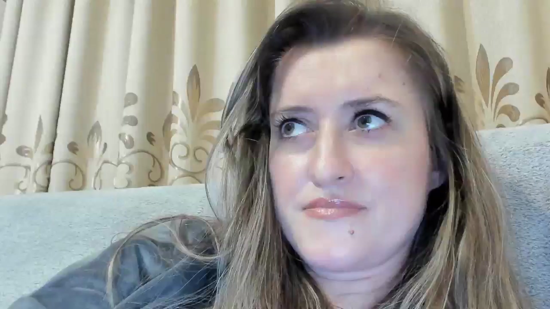 Gallery image thumbnail from BestDream's myfreecams stream on, 10/23/2024, 20:52 image 14 of 20