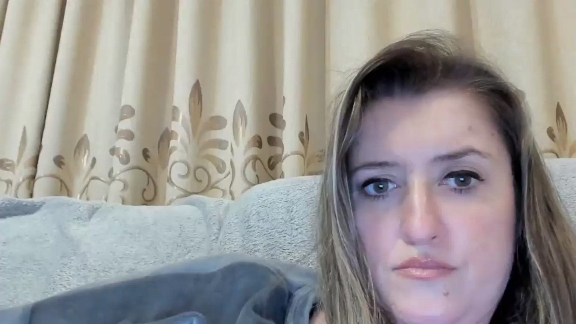 Gallery image thumbnail from BestDream's myfreecams stream on, 10/23/2024, 23:11 image 10 of 20