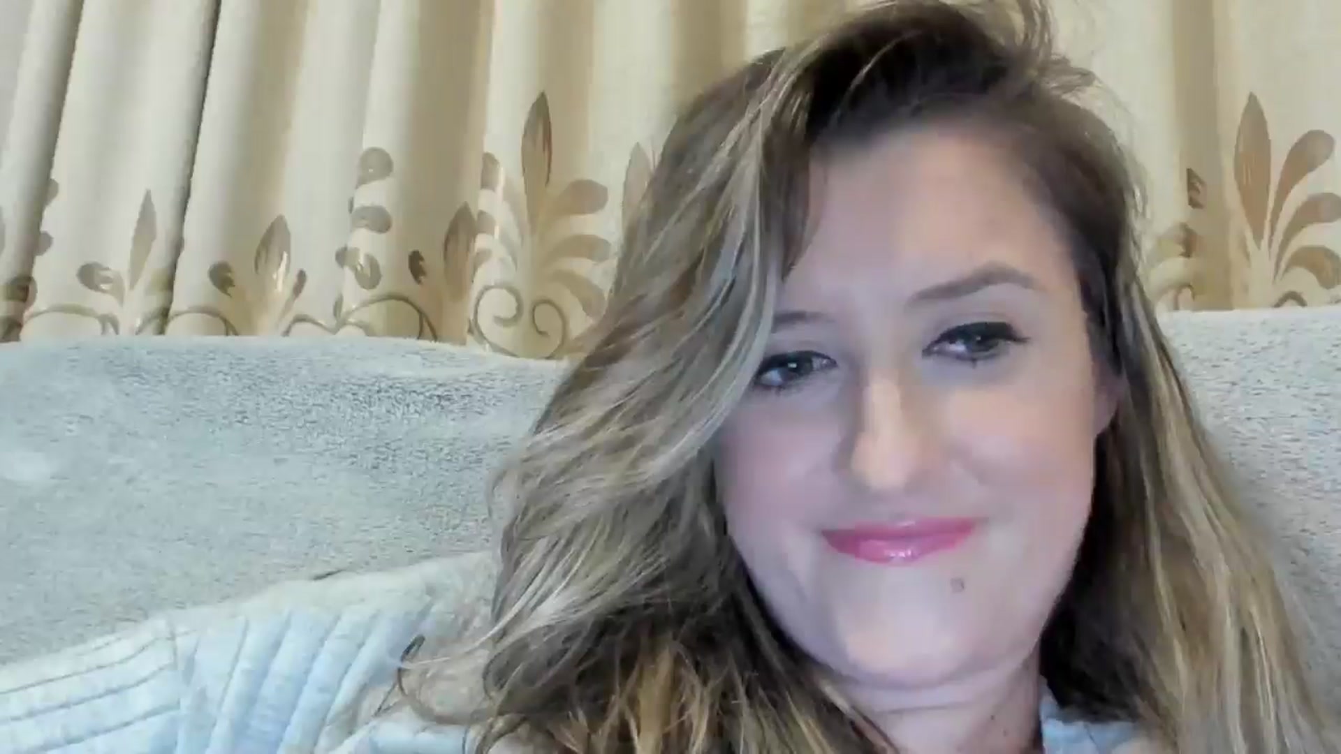 Gallery image thumbnail from BestDream's myfreecams stream on, 10/24/2024, 21:38 image 18 of 20