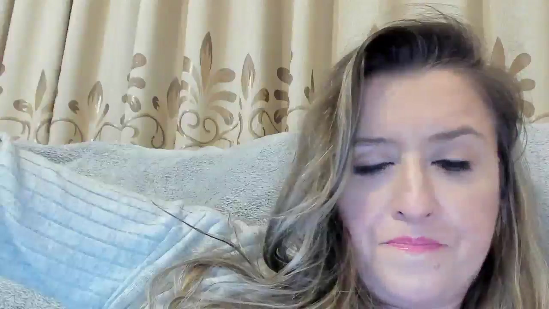 Gallery image thumbnail from BestDream's myfreecams stream on, 10/24/2024, 22:29 image 7 of 20