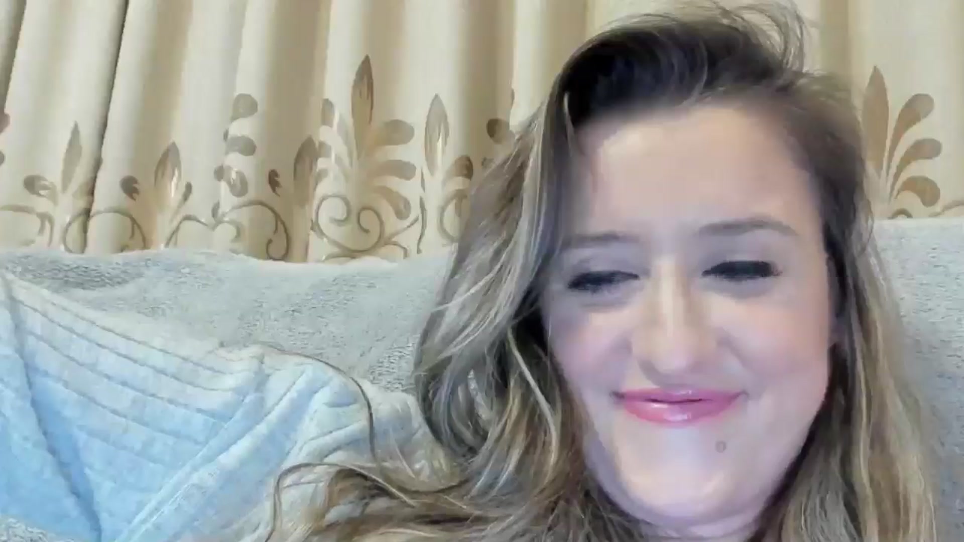 Gallery image thumbnail from BestDream's myfreecams stream on, 10/24/2024, 22:29 image 3 of 20