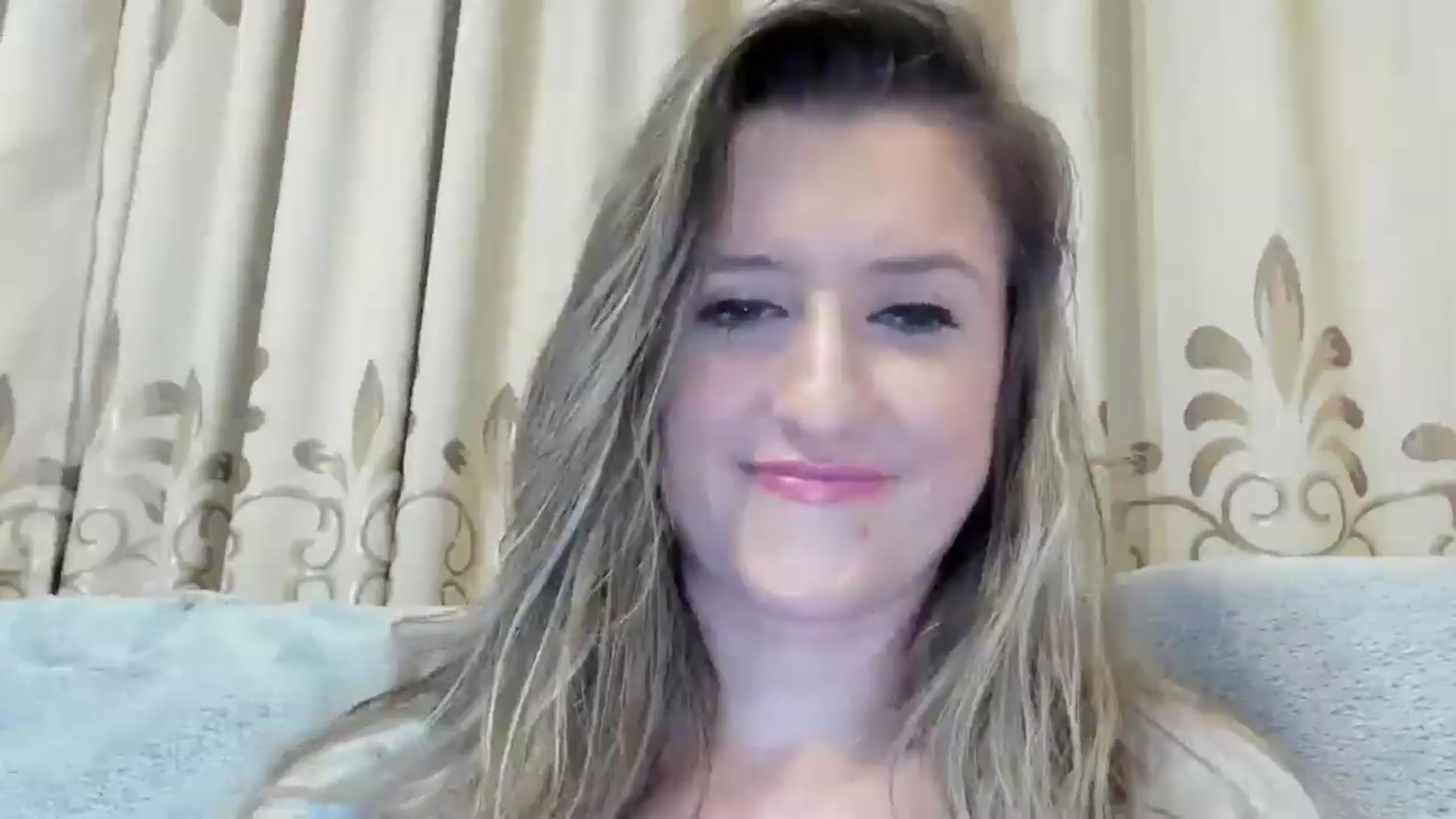 Gallery image thumbnail from BestDream's myfreecams stream on, 10/24/2024, 23:05 image 18 of 20