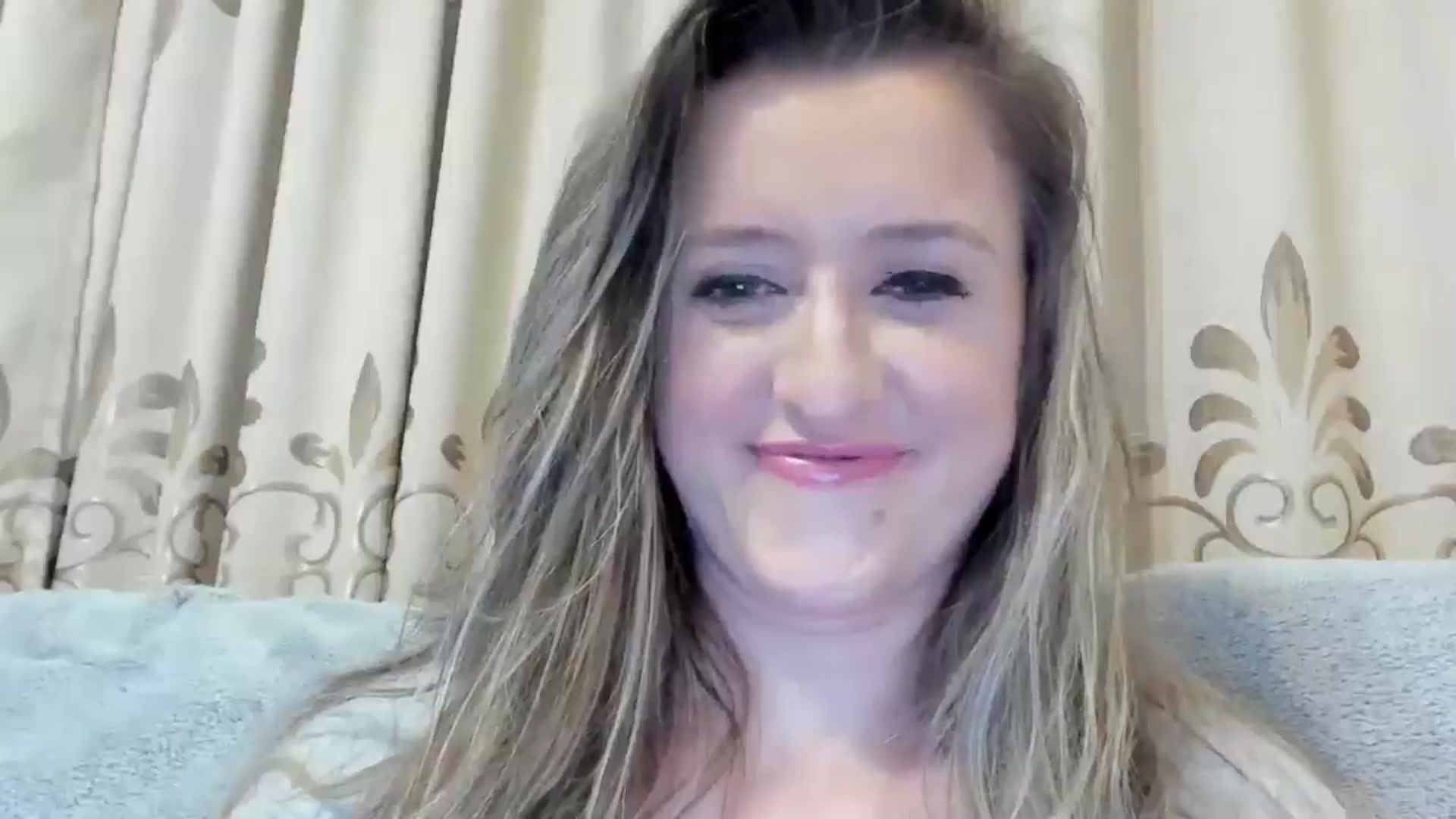 Gallery image thumbnail from BestDream's myfreecams stream on, 10/24/2024, 23:05 image 3 of 20