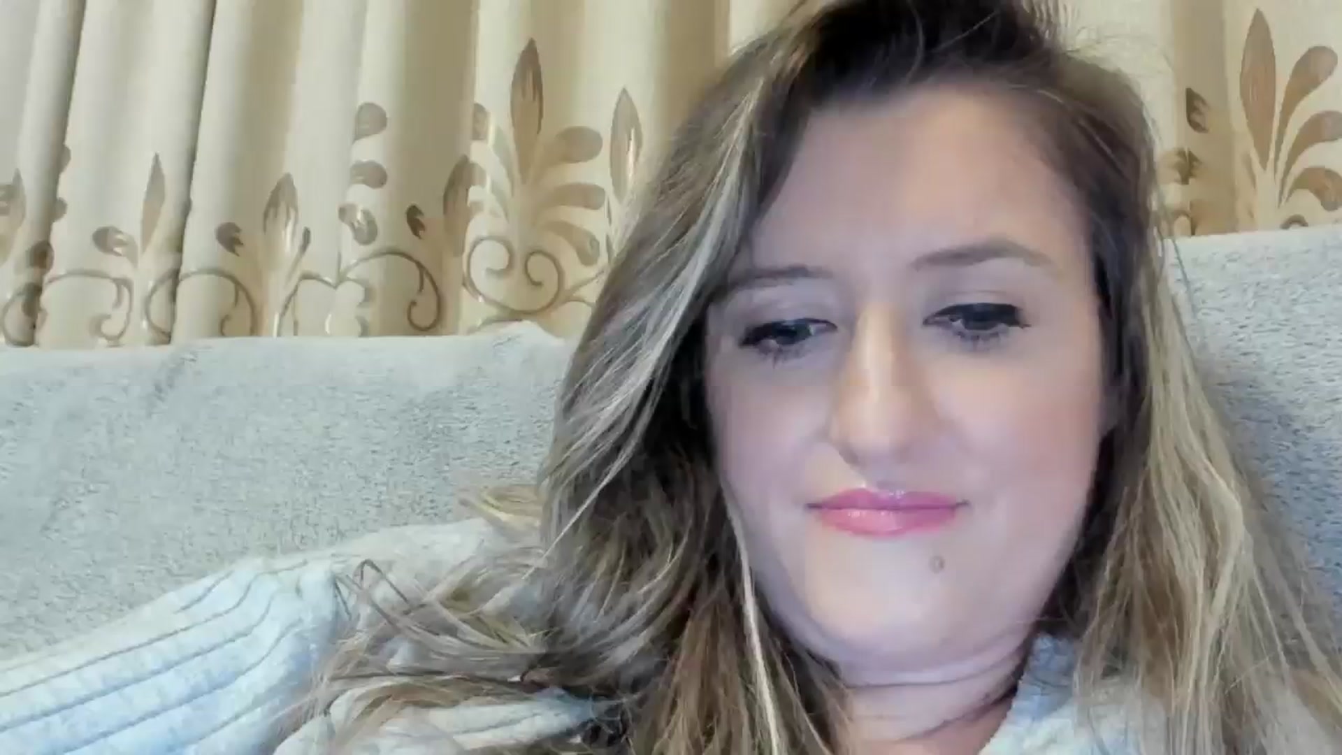 Gallery image thumbnail from BestDream's myfreecams stream on, 10/24/2024, 23:23 image 1 of 20
