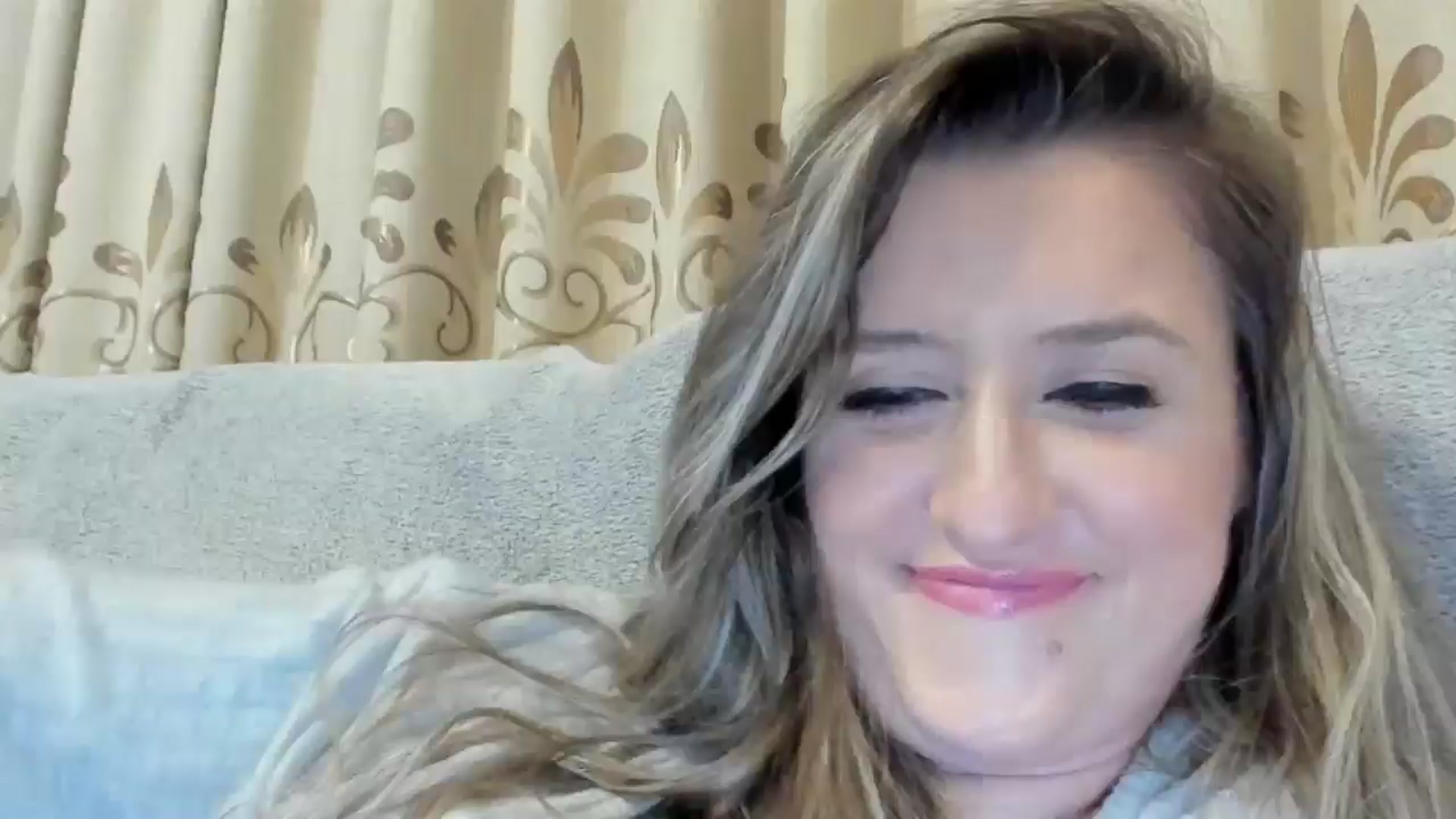 Gallery image thumbnail from BestDream's myfreecams stream on, 10/24/2024, 23:23 image 13 of 20