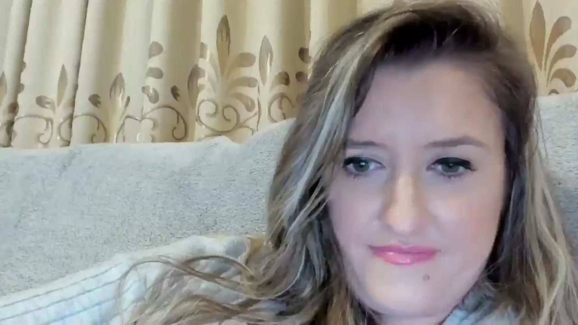 Gallery image thumbnail from BestDream's myfreecams stream on, 10/24/2024, 23:23 image 17 of 20
