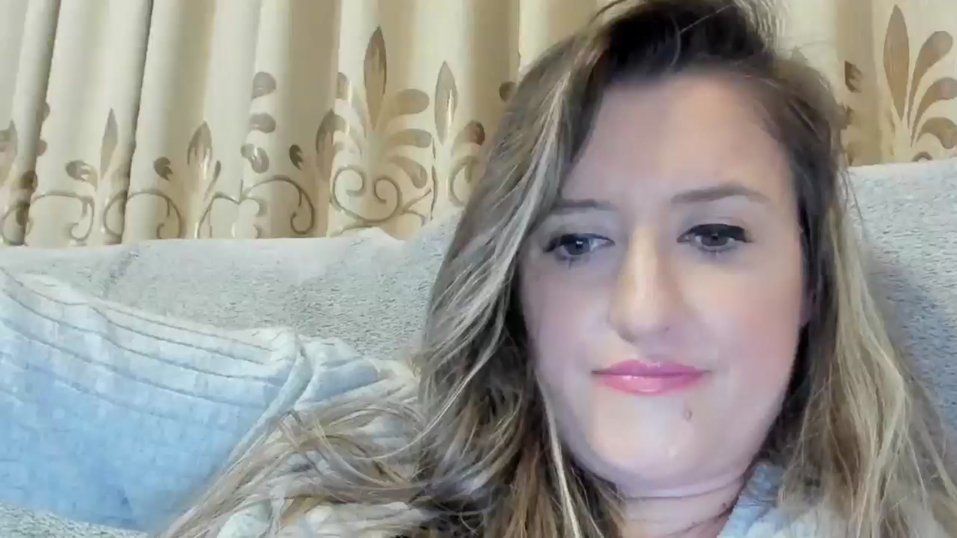 Gallery image thumbnail from BestDream's myfreecams stream on, 10/24/2024, 23:23 image 4 of 20