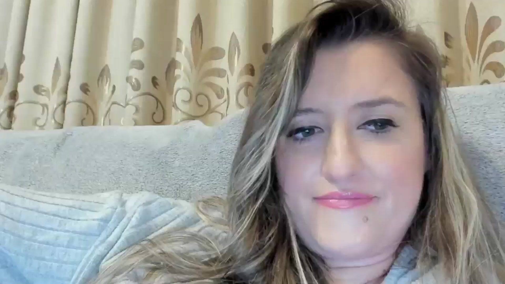 Gallery image thumbnail from BestDream's myfreecams stream on, 10/24/2024, 23:23 image 9 of 20