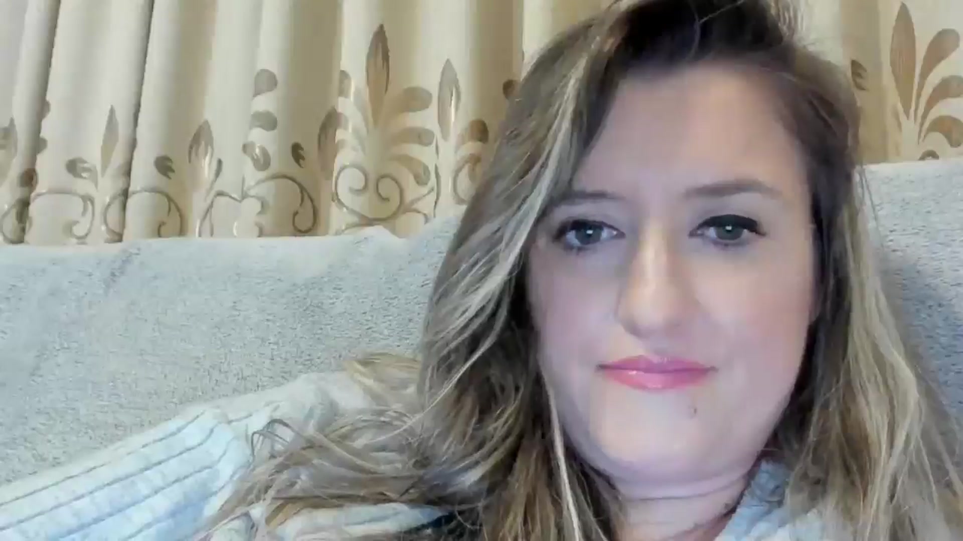 Gallery image thumbnail from BestDream's myfreecams stream on, 10/24/2024, 23:23 image 3 of 20