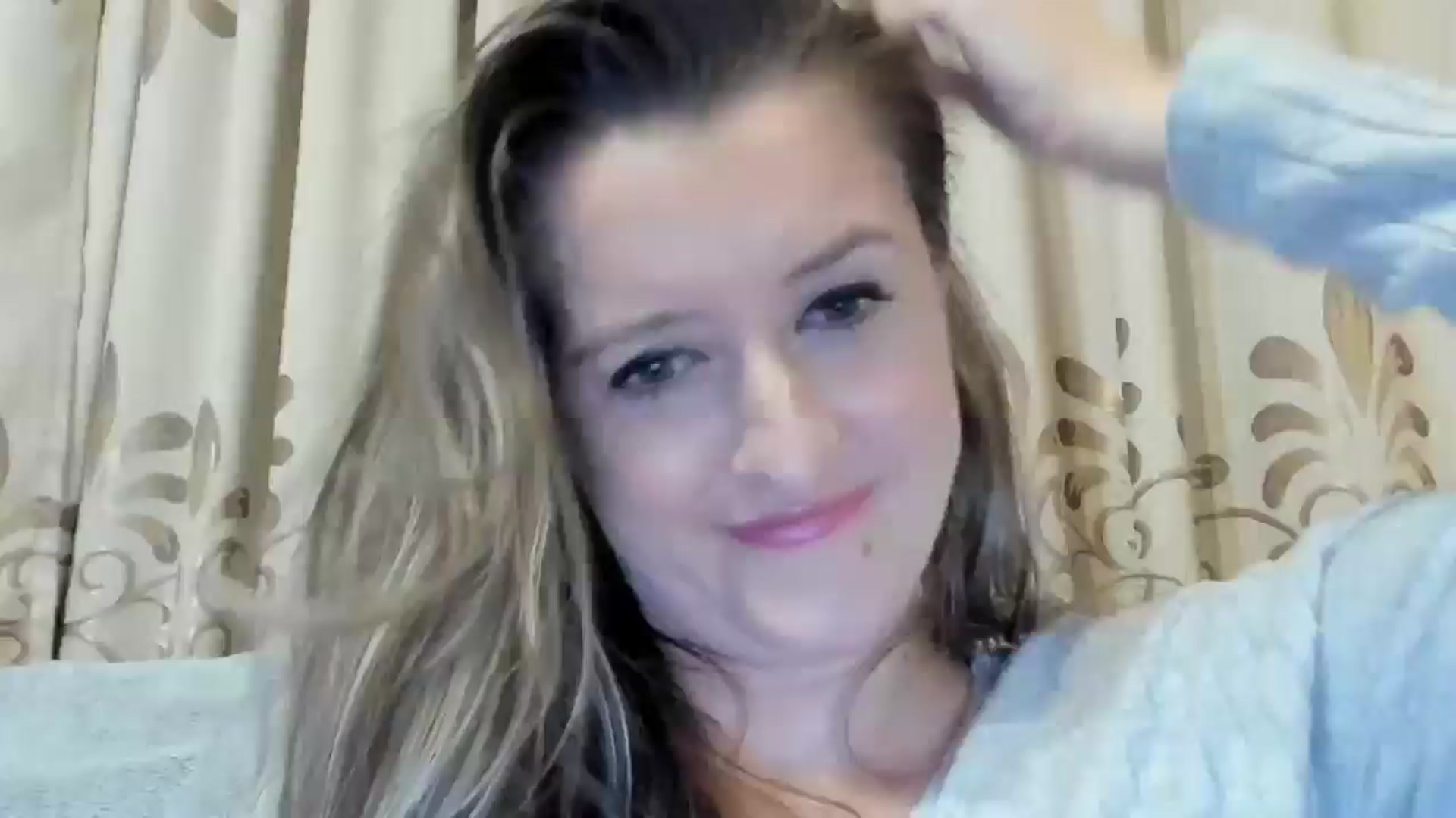 Gallery image thumbnail from BestDream's myfreecams stream on, 10/25/2024, 24:43 image 12 of 20