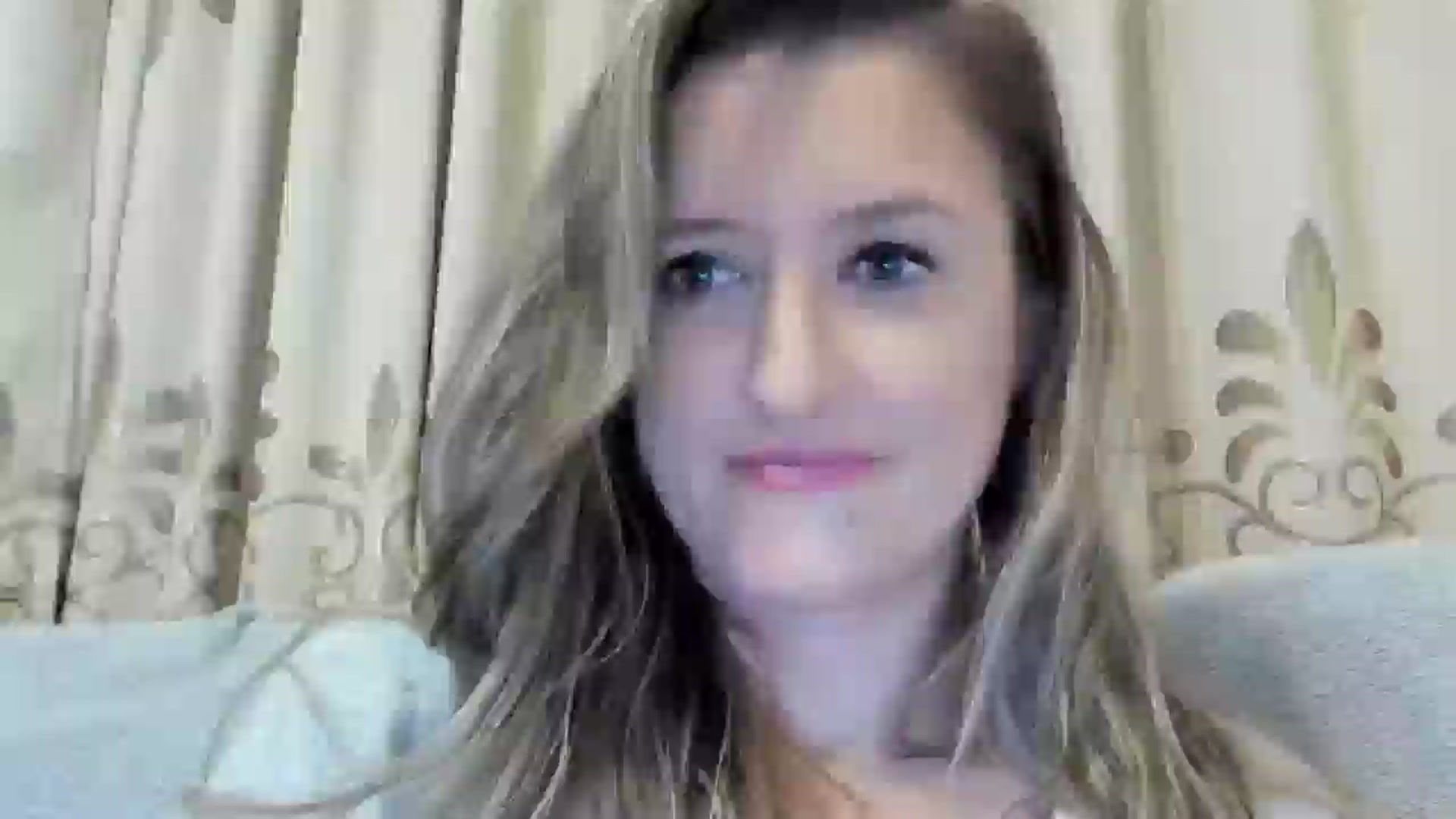 Gallery image thumbnail from BestDream's myfreecams stream on, 10/25/2024, 24:43 image 17 of 20