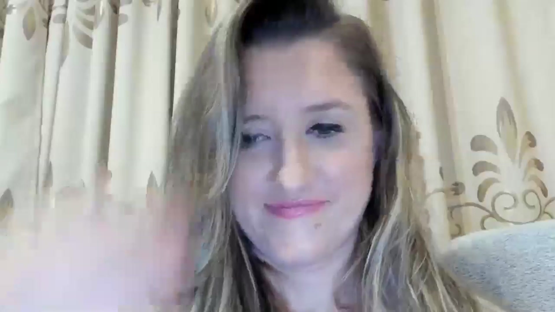 Gallery image thumbnail from BestDream's myfreecams stream on, 10/25/2024, 24:43 image 15 of 20