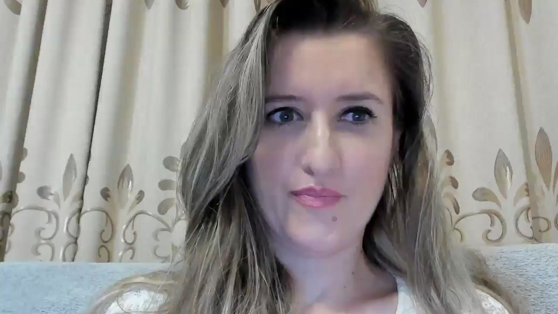 Gallery image thumbnail from BestDream's myfreecams stream on, 10/25/2024, 15:56 image 9 of 20