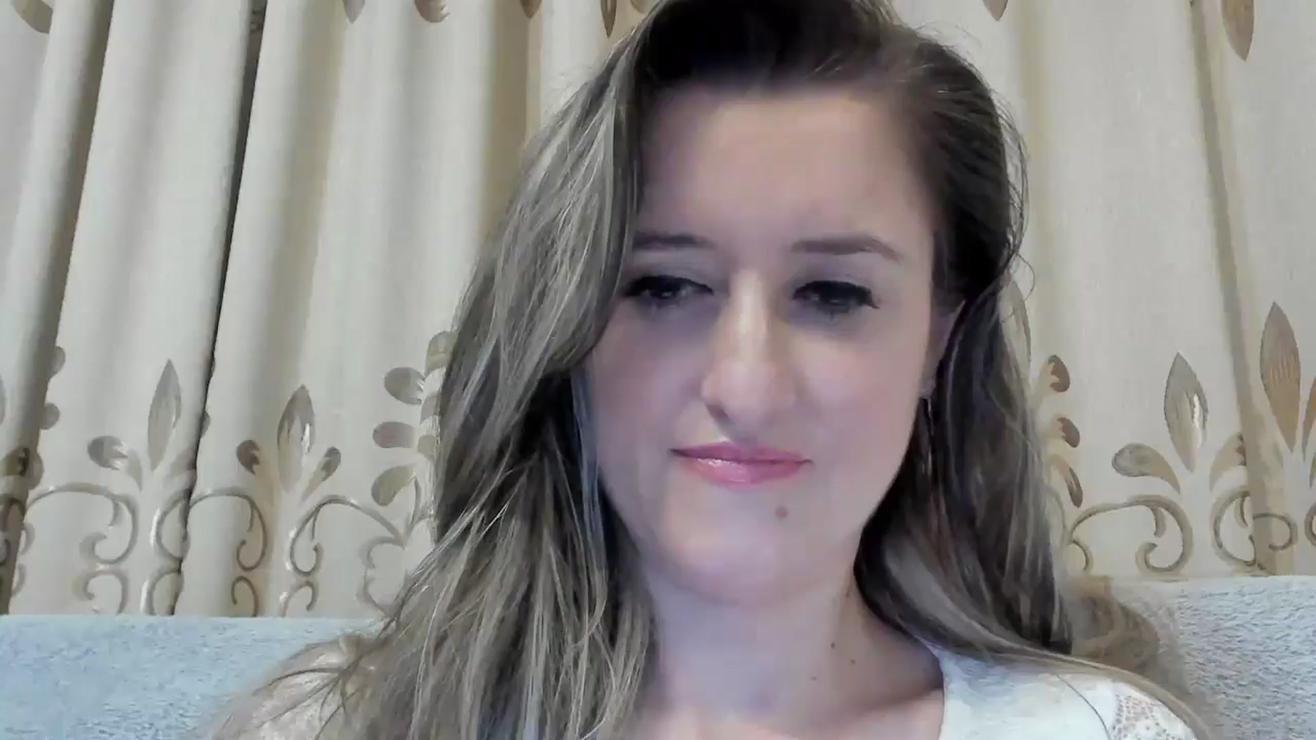 Gallery image thumbnail from BestDream's myfreecams stream on, 10/25/2024, 15:56 image 5 of 20