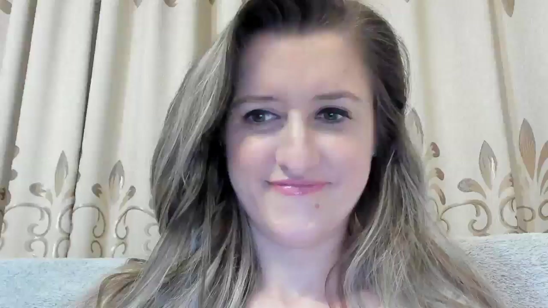 Gallery image thumbnail from BestDream's myfreecams stream on, 10/25/2024, 15:56 image 2 of 20