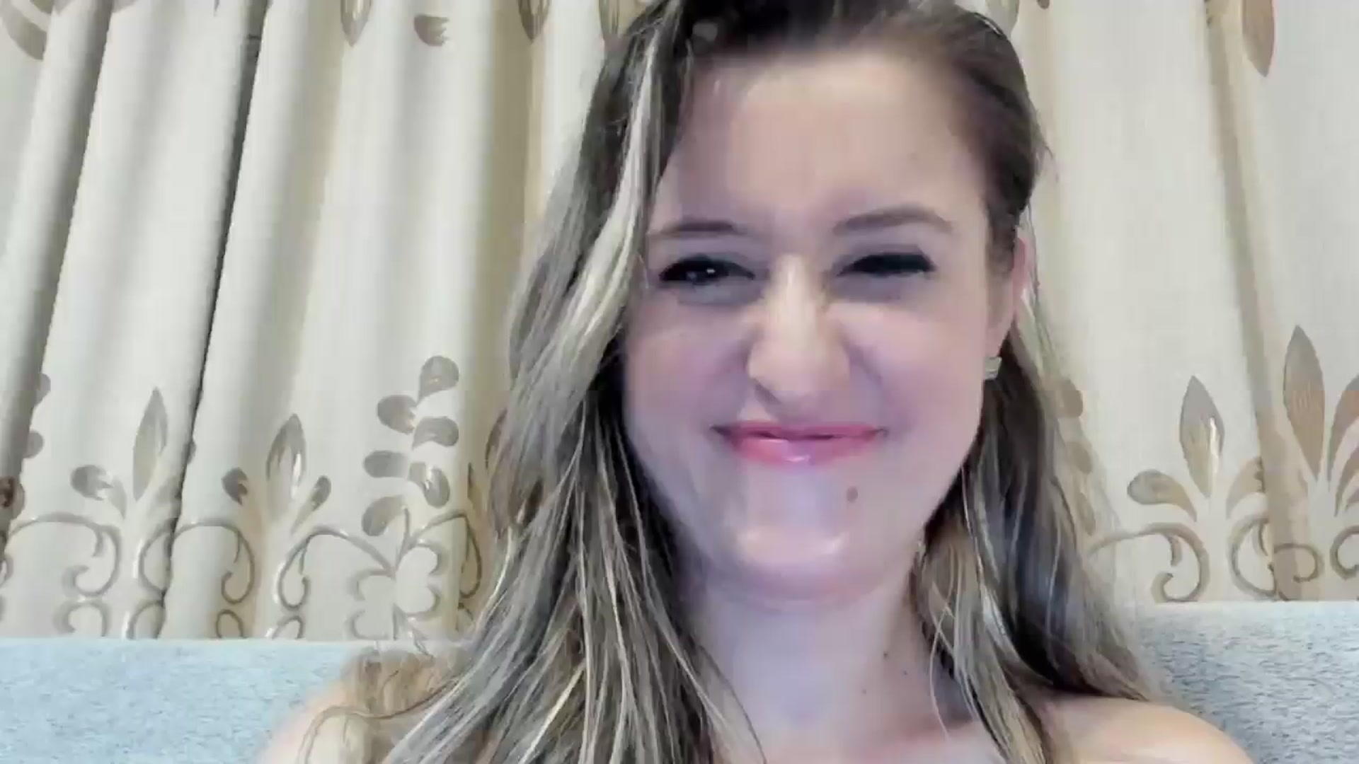 Gallery image thumbnail from BestDream's myfreecams stream on, 10/25/2024, 22:25 image 20 of 20