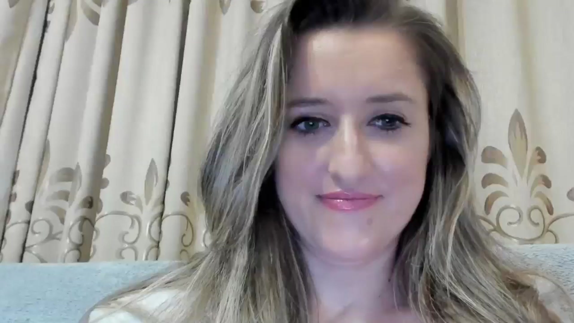 Gallery image thumbnail from BestDream's myfreecams stream on, 10/26/2024, 21:59 image 3 of 20