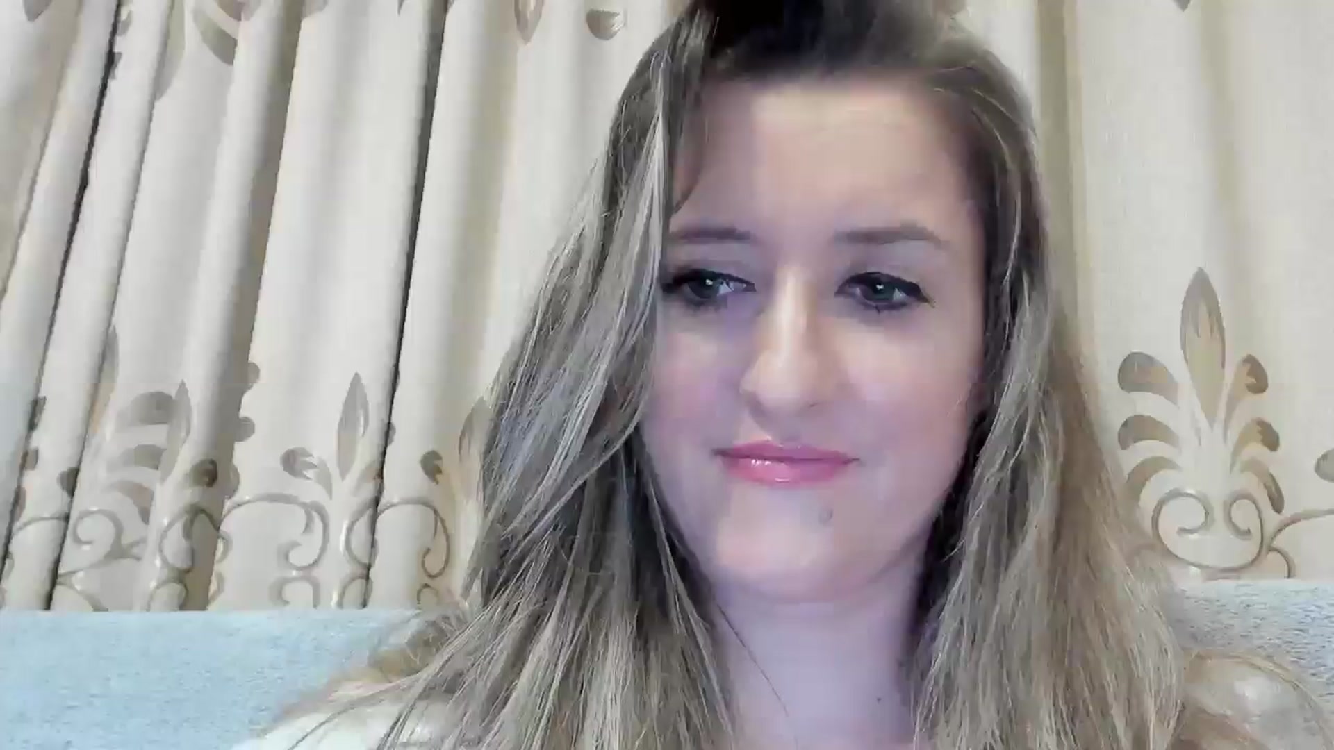 Gallery image thumbnail from BestDream's myfreecams stream on, 10/26/2024, 21:59 image 8 of 20