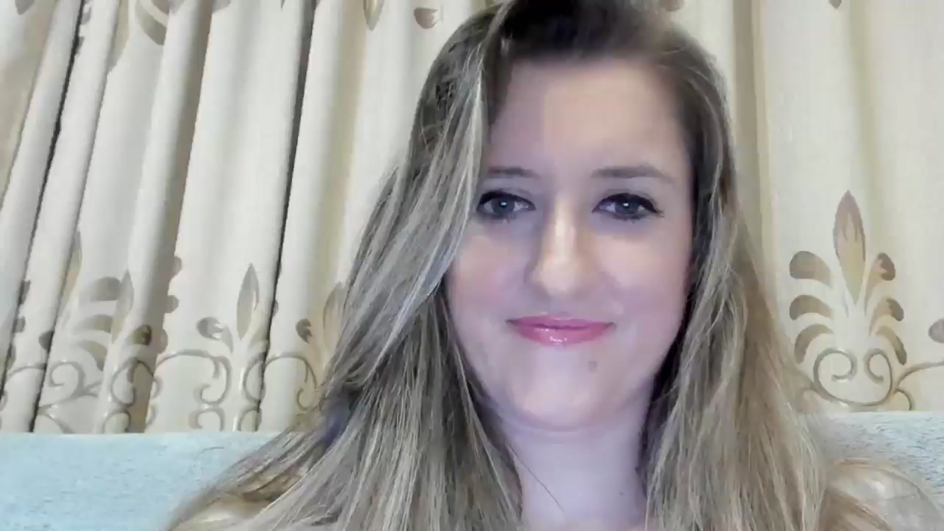 Gallery image thumbnail from BestDream's myfreecams stream on, 10/26/2024, 21:59 image 11 of 20