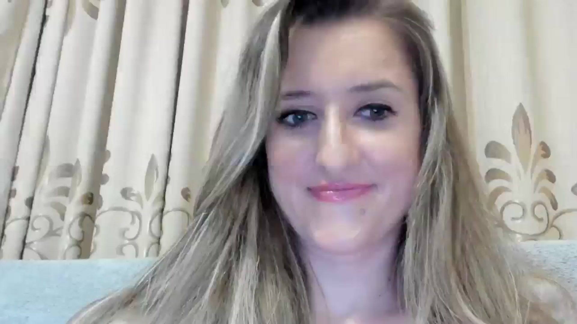 Gallery image thumbnail from BestDream's myfreecams stream on, 10/26/2024, 21:59 image 4 of 20