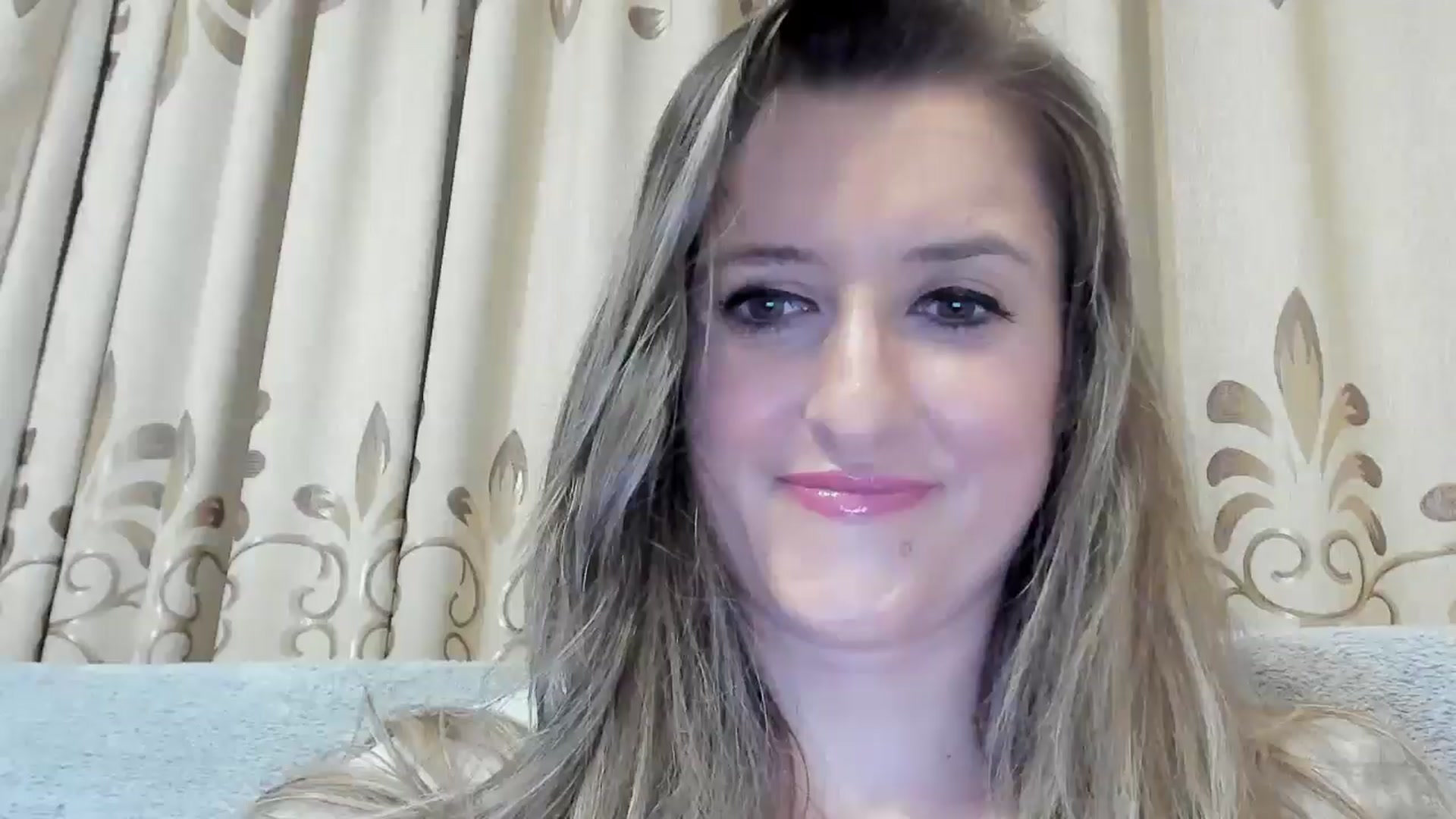 Gallery image thumbnail from BestDream's myfreecams stream on, 10/26/2024, 22:13 image 4 of 20
