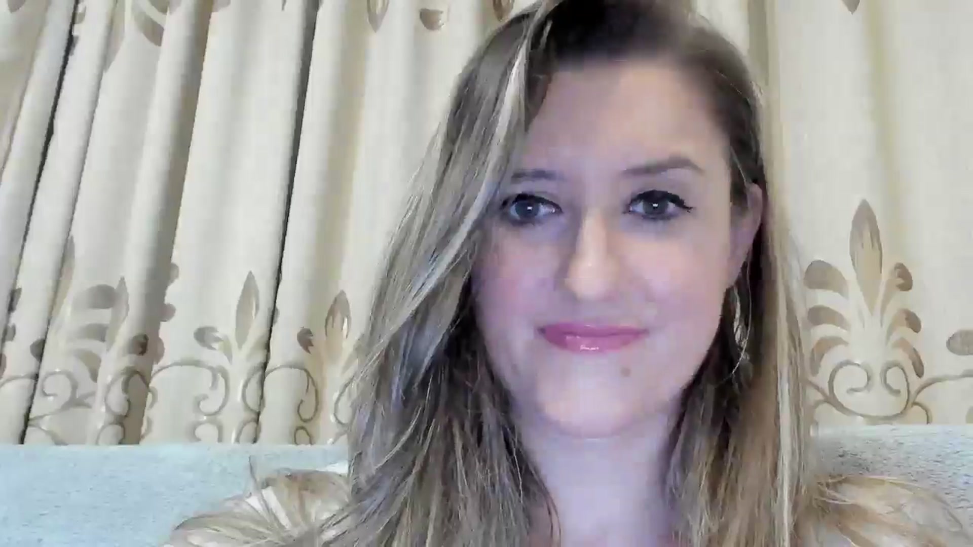 Gallery image thumbnail from BestDream's myfreecams stream on, 10/26/2024, 22:13 image 11 of 20