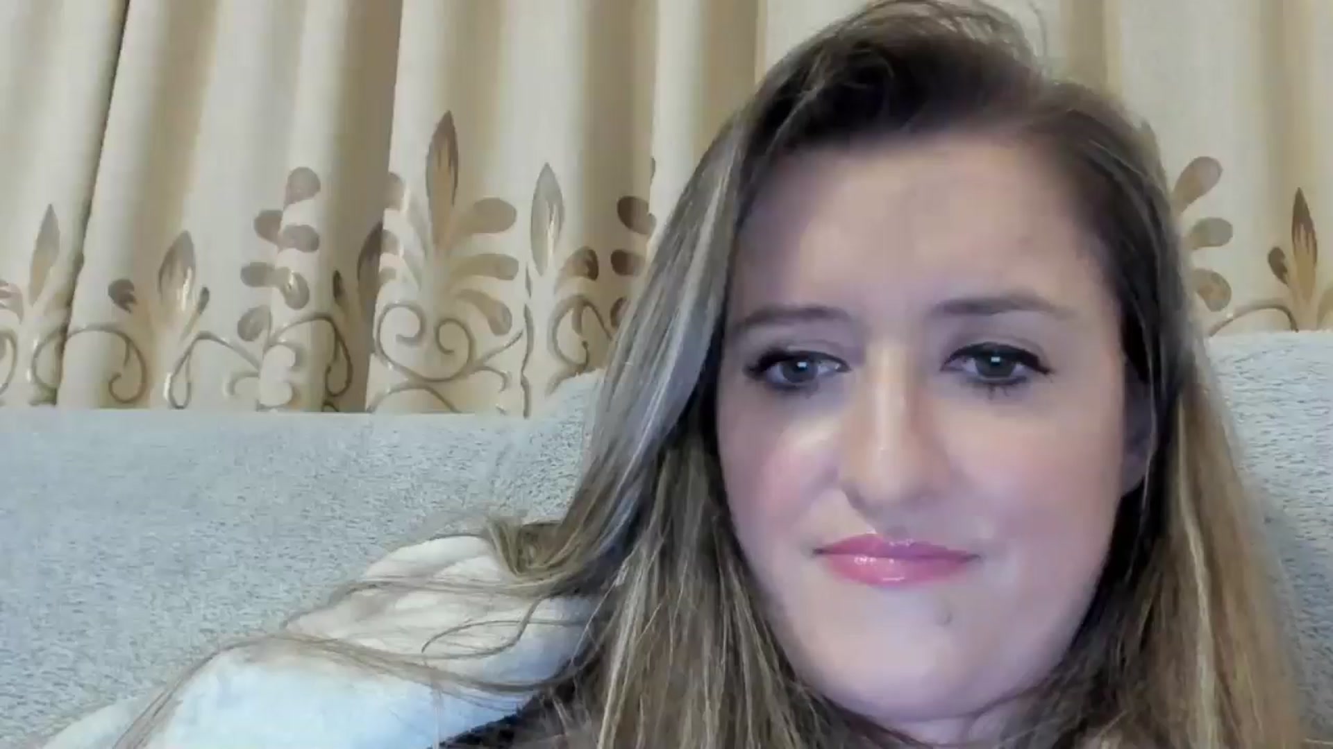 Gallery image thumbnail from BestDream's myfreecams stream on, 10/26/2024, 22:34 image 15 of 20