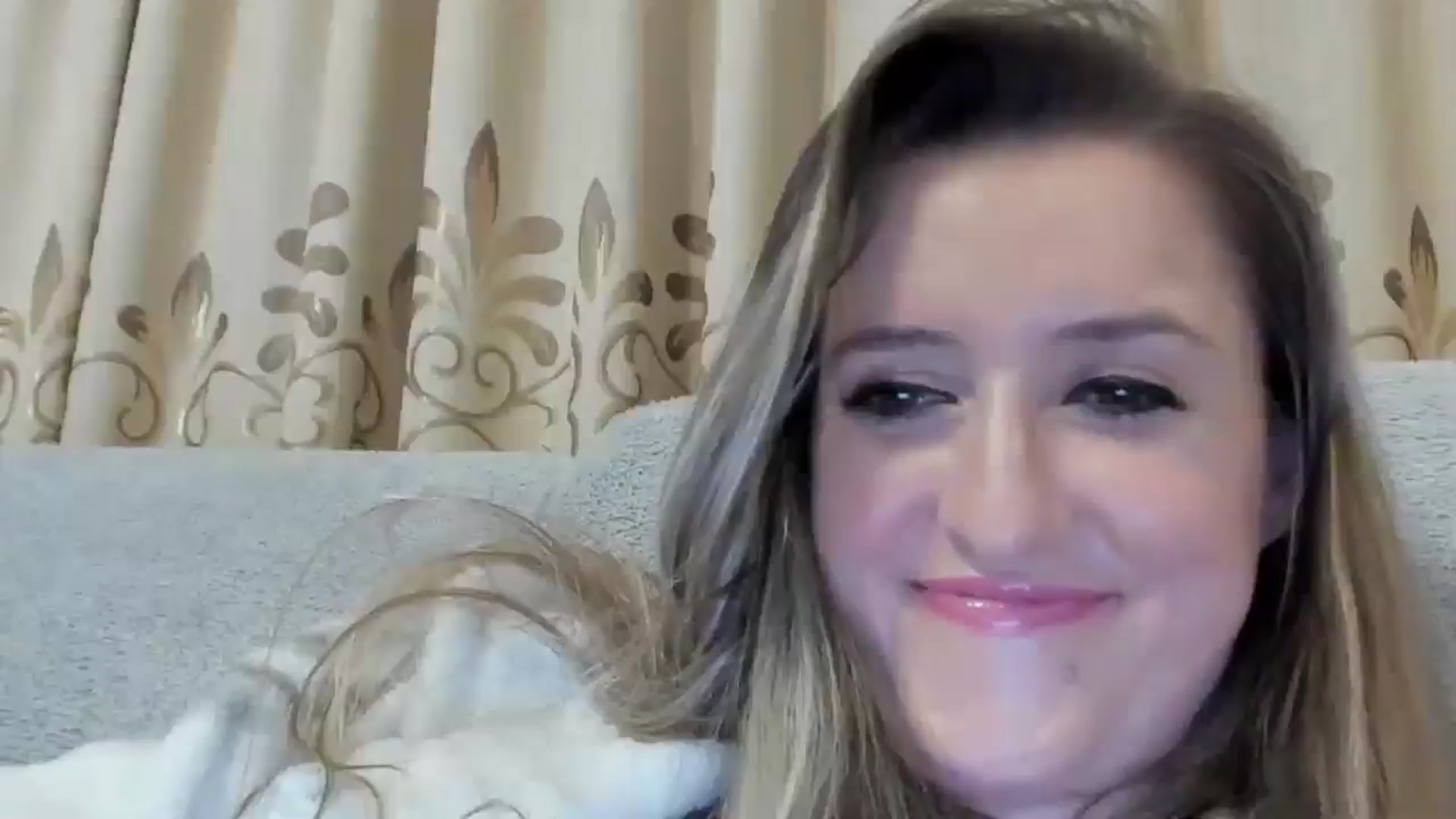 Gallery image thumbnail from BestDream's myfreecams stream on, 10/26/2024, 22:34 image 17 of 20
