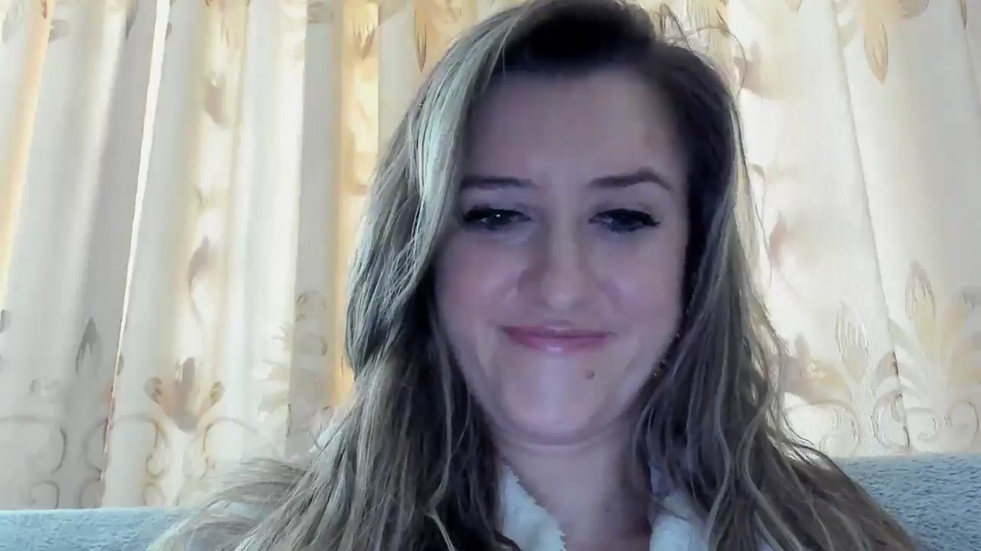 Gallery image thumbnail from BestDream's myfreecams stream on, 10/27/2024, 10:39 image 19 of 20