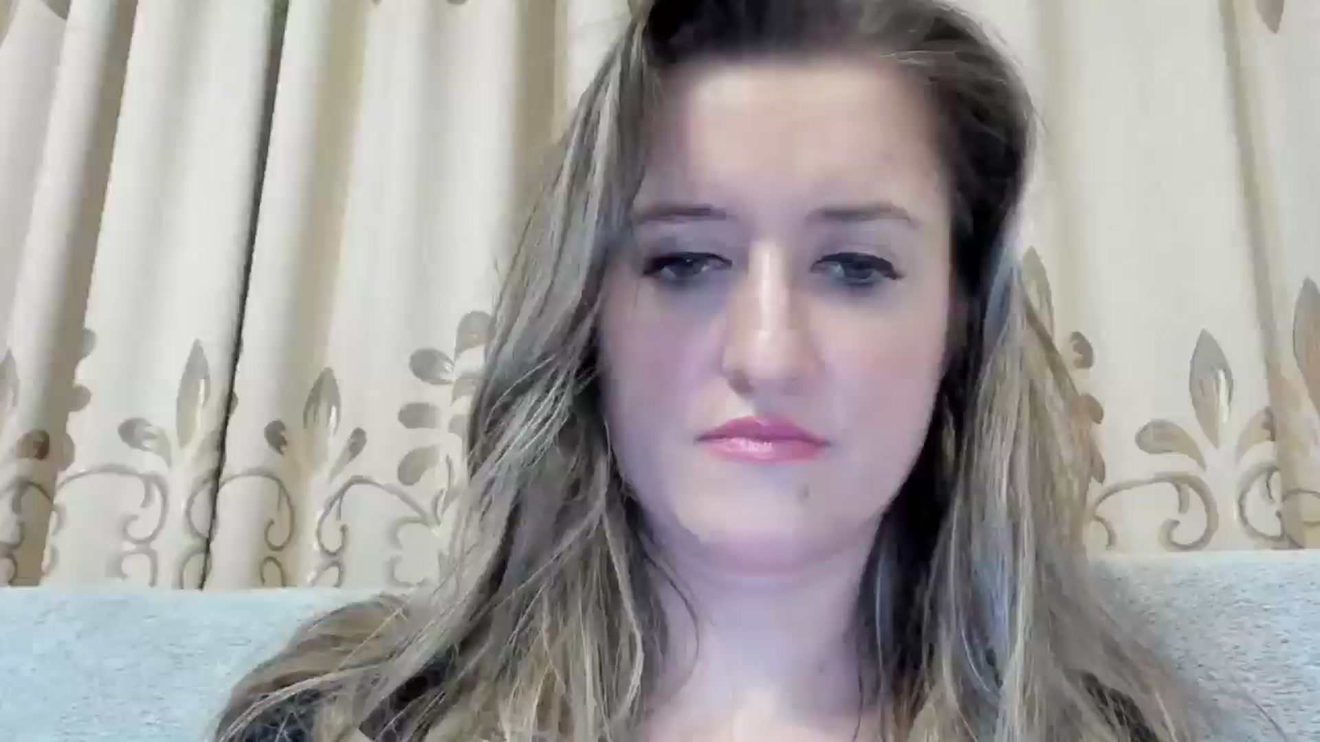 Gallery image thumbnail from BestDream's myfreecams stream on, 10/27/2024, 21:40 image 6 of 20