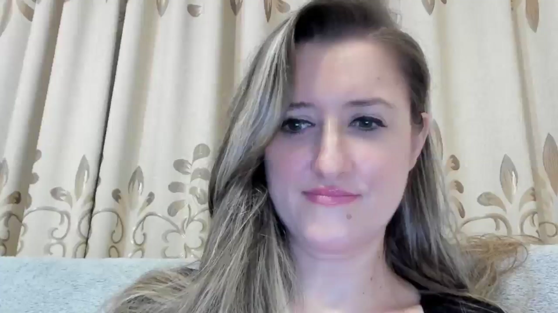 Gallery image thumbnail from BestDream's myfreecams stream on, 10/27/2024, 21:40 image 12 of 20